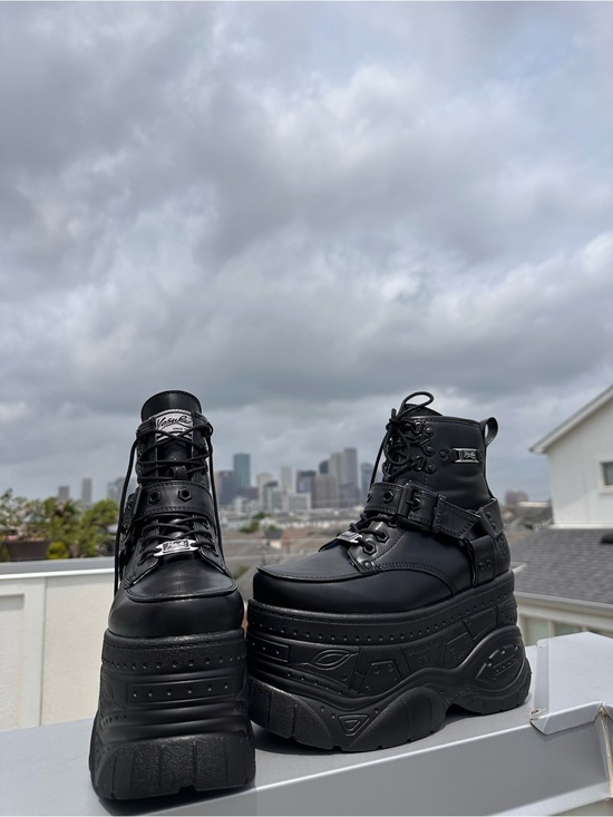 Yosuke Shoes - Japanese Black Platform Boots
